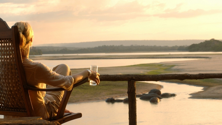 Lamai Camp Serengeti - Zeit für Gin&Tonic